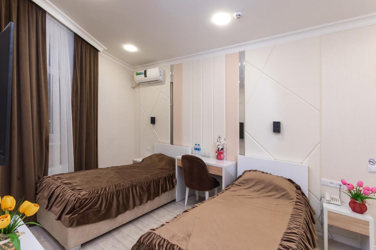 Tantana Hotel Ferghana Extérieur photo